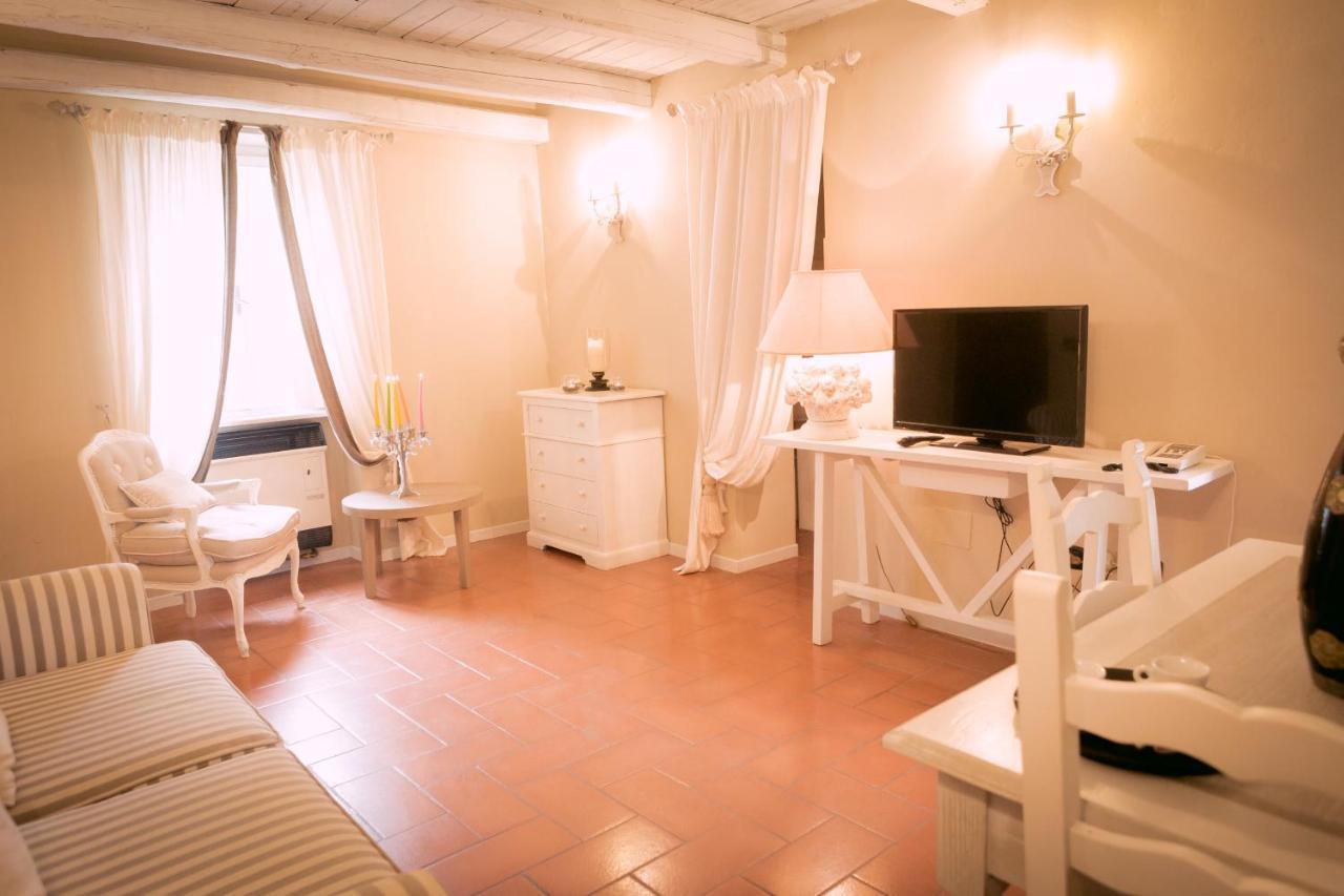 Fontepino Aparthotel Spoleto Luaran gambar